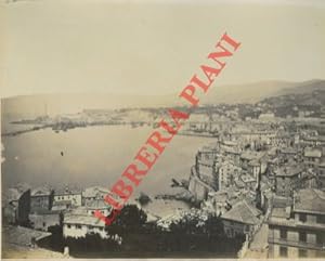 Genova. Panorama del porto, con Lanterna.