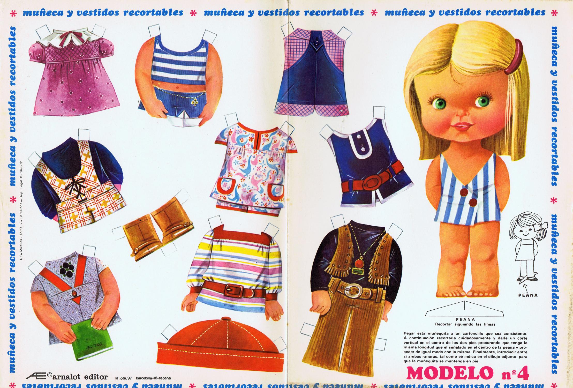 muñeca recortable con ropa