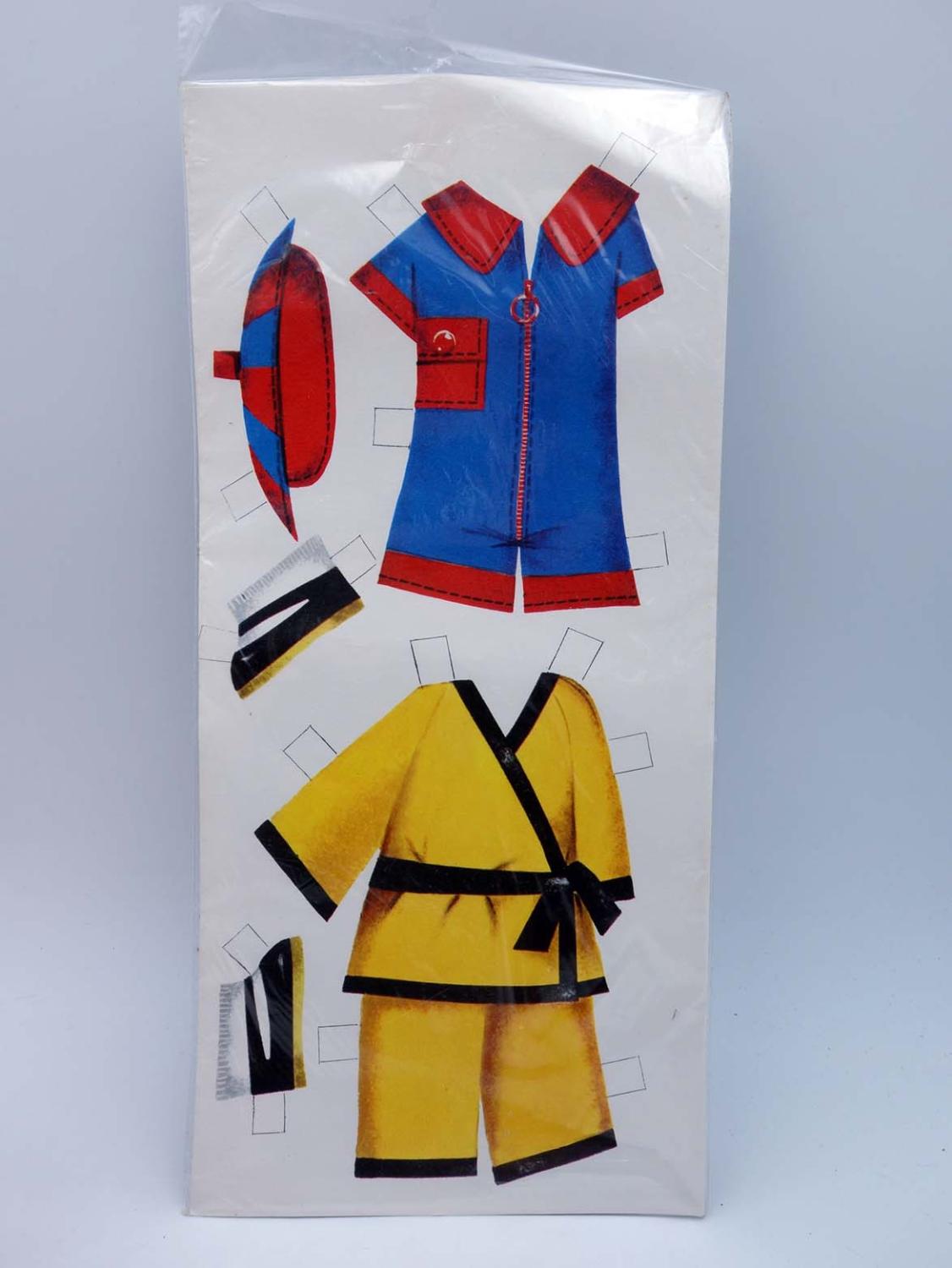 ESTER Y SUS VESTIDOS RECORTABLES MUÑECAS (M.J. Arnalot) Stock, 1980 by M.J. Arnalot: (1980) Manuscript\u0026nbsp;/\u0026nbsp;Paper\u0026nbsp;Collectible | Libros Fugitivos