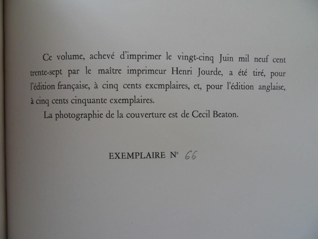 Metamorphose de Narcisse illustrated by DALI by Salvador DALI Très
