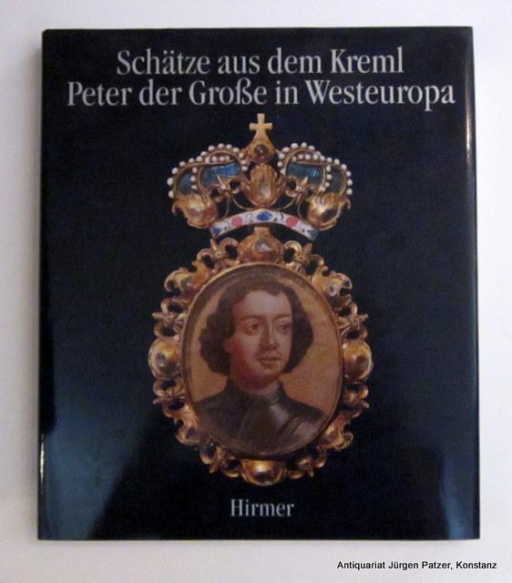 Peter der Große in Westeuropa. München, Hirmer, 1991. 4to. Mit zahlreichen, meist ganzseitigen farbigen Abb. nach Fotografien von Albert u. Irmgard Hirmer. 258 S., 1 Bl. Or.-Lwd. mit Schutzumschlag. (Staatliche Museen des Moskauer Kreml, 1). (ISBN 3777455 - Moskau. -- Schätze aus dem Kreml.