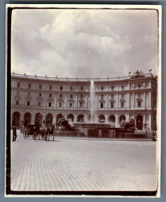 Italie Rome Place Des Thermes