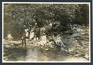 Cuba, Tourists at the river