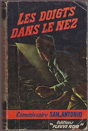 Les doigts dans le nez