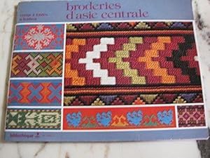 voyage à travers la broderie : broderies d'Asie centrale