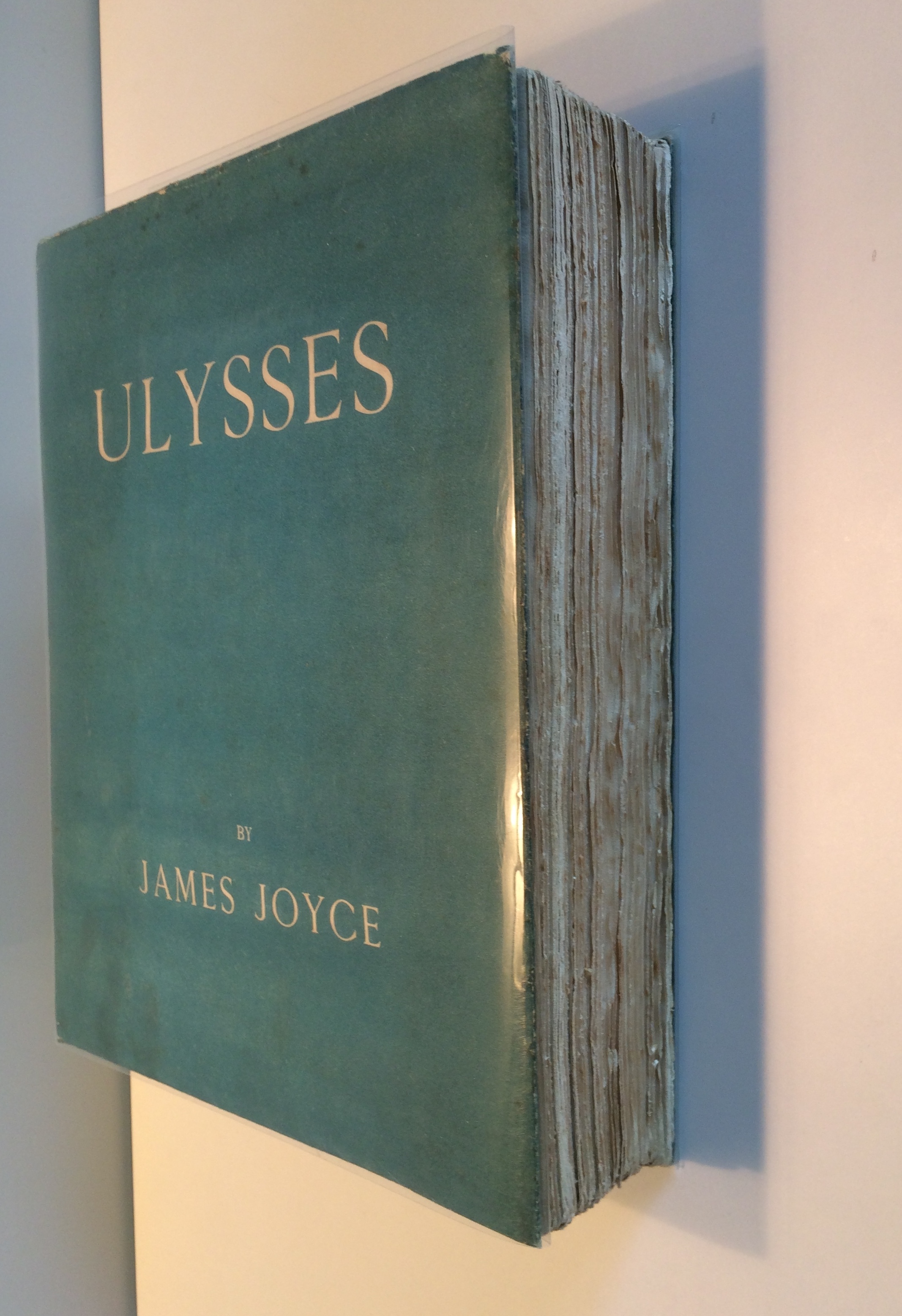ulysses and joyce — i — / stately, plump buck mulligan came from the stairhead, bearing a bowl of lather on which a mirror and a razor lay crossed a yellow dressinggown, ungirdled, was sustained. ulysses and joyce — i — / stately, plump buck mulligan came from the stairhead, bearing a bowl of lather on which a mirror and a razor lay crossed a yellow dressinggown, ungirdled, was sustained.