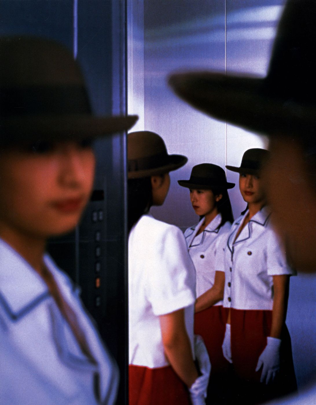 White Casket / Miwa Yanagi　やなぎみわ　限定2000部 Miwa Yanagi: White Casket, Limited Edition (with Type-C