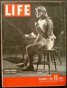Life Magazine December 2, 1946 - Cover: Ingrid Bergman in "Joan of Lorraine" [Assez bon] [Couverture souple]