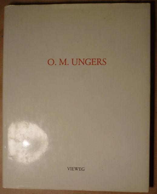 O. M. Ungers [Oswald Mathias Ungers), 1951-1984: Bauten und Projekte (Schriften des deutschen Architekturmuseums zur Architekturgeschichte und Architekturtheorie) - Klotz, Heinrich (Hrsg. im Auftrag des Dezernats Kultur und Freizeit der Stadt Frankfurt am Main); Deutsches Architekturmuseum Frankfurt am Main