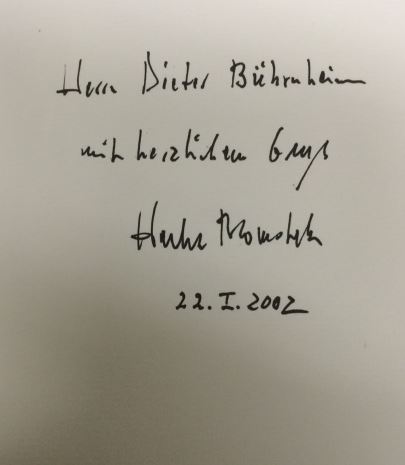 Das Leipziger Gewandhausorchester. - signiert, Widmungsexemplar, Erstausgabe Mit hundert Abbildungen. - Hennenberg, Fritz.