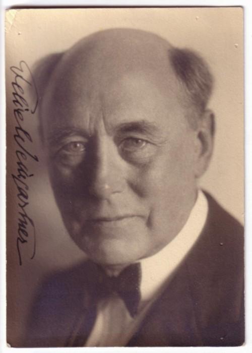 OriginalFotografie (ca. 1930). Von Felix Weingartner auf der Bildseite