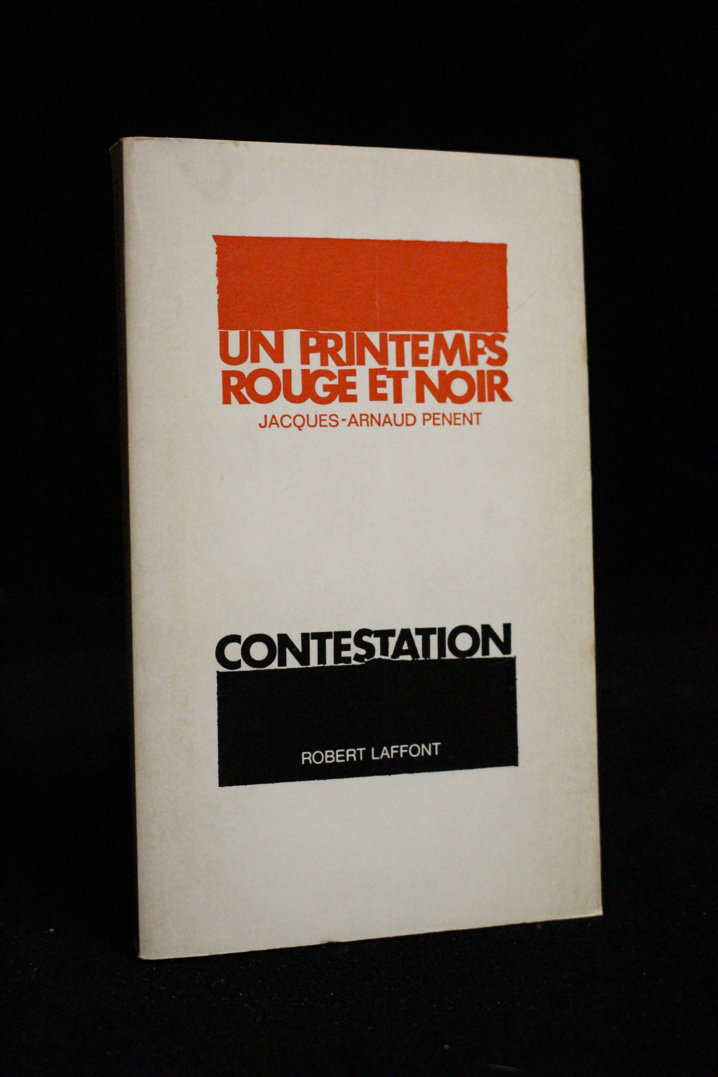 Un printemps rouge et noir PENENT Jean-Arnaud [ ] [Softcover]