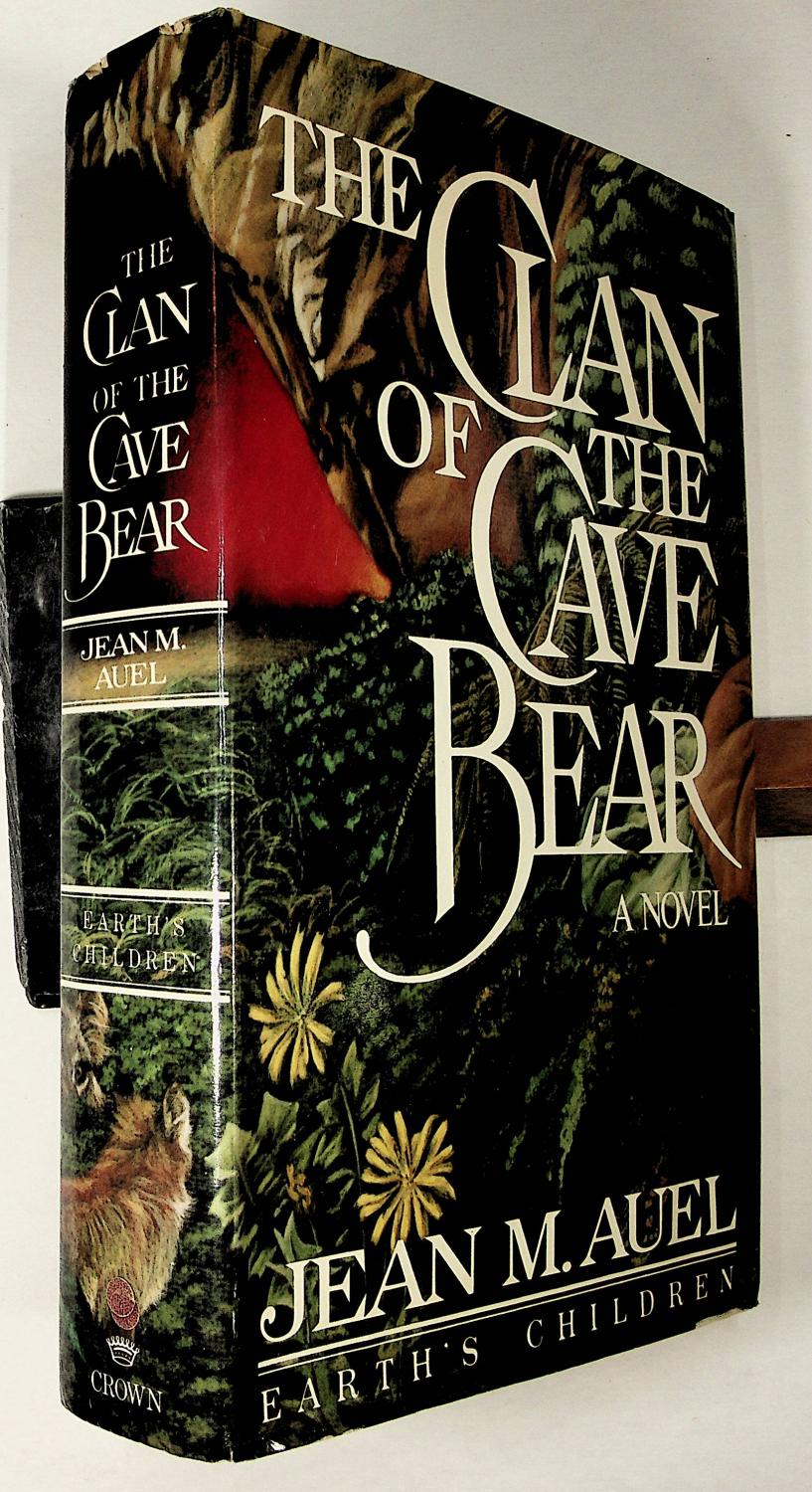 THE CLAN OF THE CAVE BEAR by Auel, Jean M.: Harcover (1980) 1st edition ...