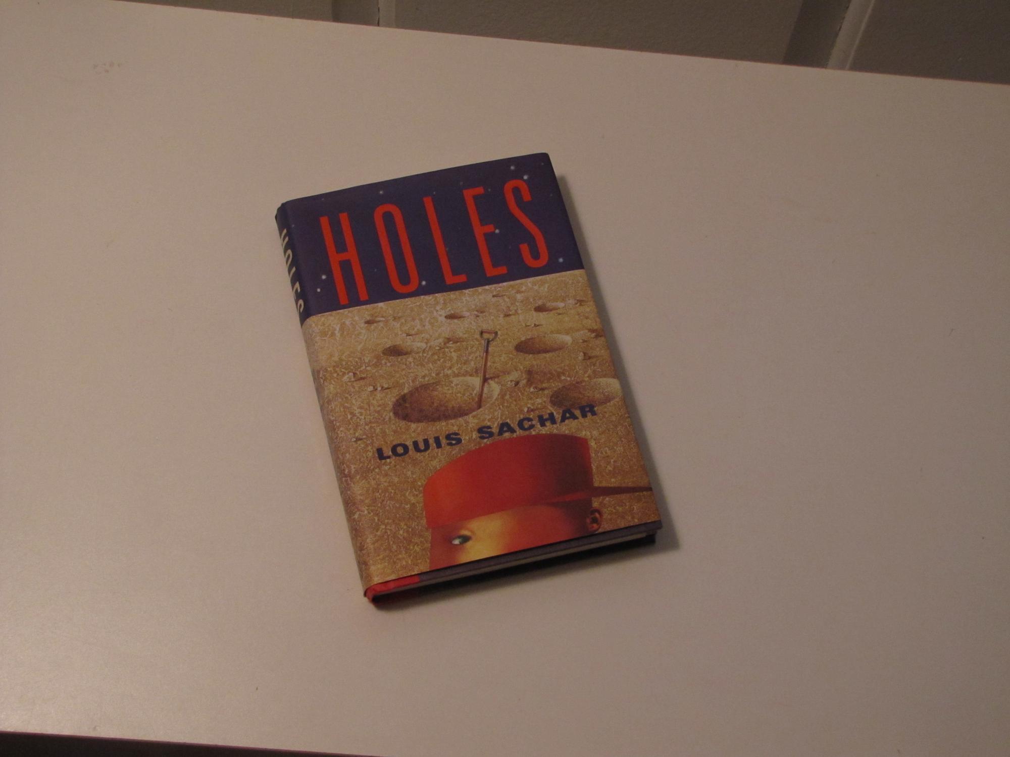 Holes (Newbery Medal Book) by Louis Sachar: Fine Hardcover (1998) 1st  Edition.