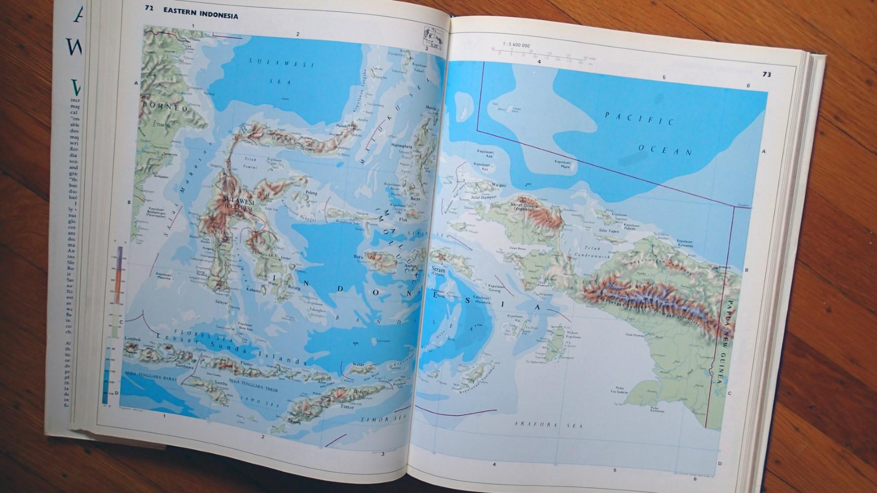 OXFORD ATLAS OF THE WORLD : 1993, 2nd Edition by Oxford