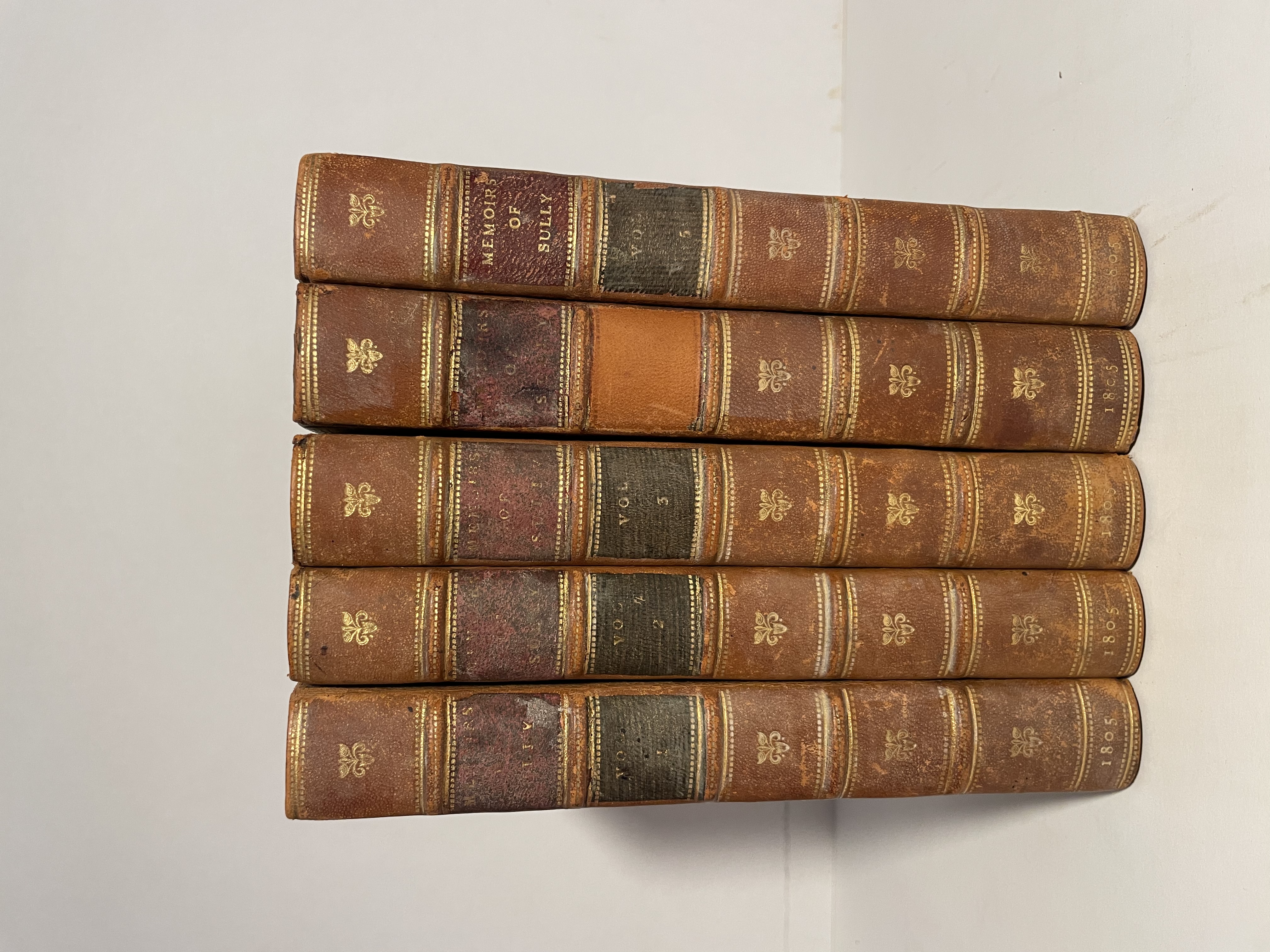 MEMOIRS OF MAXIMILIAN DE BETHUNE, DUKE OF SULLY - all 5 vols. Maximilian de Bethune (1560-1641).Duke of Sully [Good] [Hardcover]