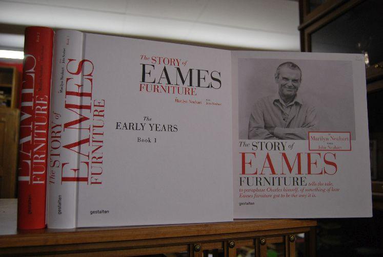 The Story of Eames Furniture. 2 Bde. (komplett). - Neuhart, Marilyn and John Neuhart