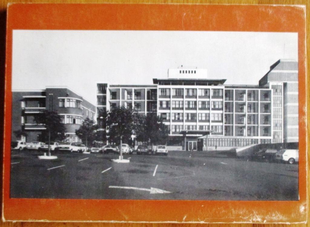 The Place on The Hill Entabeni Hospital 19301980 by Poole, Marilyn