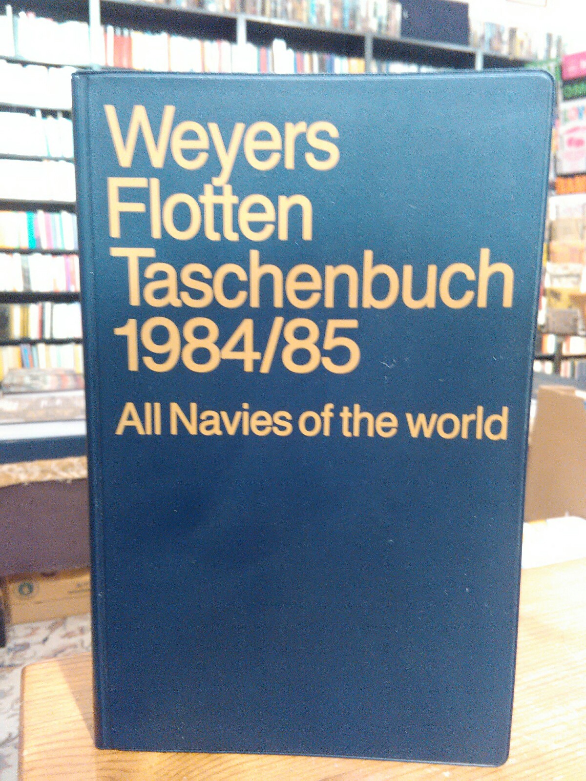 Weyers Flottentaschenbuch. Wahrships of the World Fleet Handbook. 60. Jahrgang 1990 / 91. Mit einer Einführung von Norman Polmar. - Albrecht, Gerhard (Hrsg.)