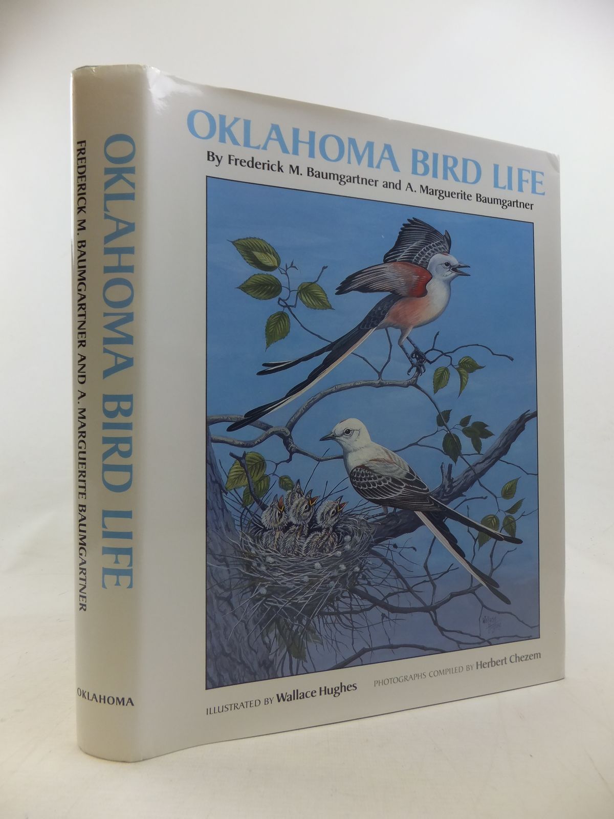 OKLAHOMA BIRD LIFE - Baumgartner, Frederick M. & Baumgartner, A. Marguerite