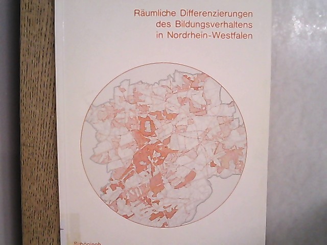 Räumliche Differenzierungen des Bildungsverhaltens in Nordrhein-Westfalen. Bochumer geographische Arbeiten ; H. 20. - Brand, Klaus