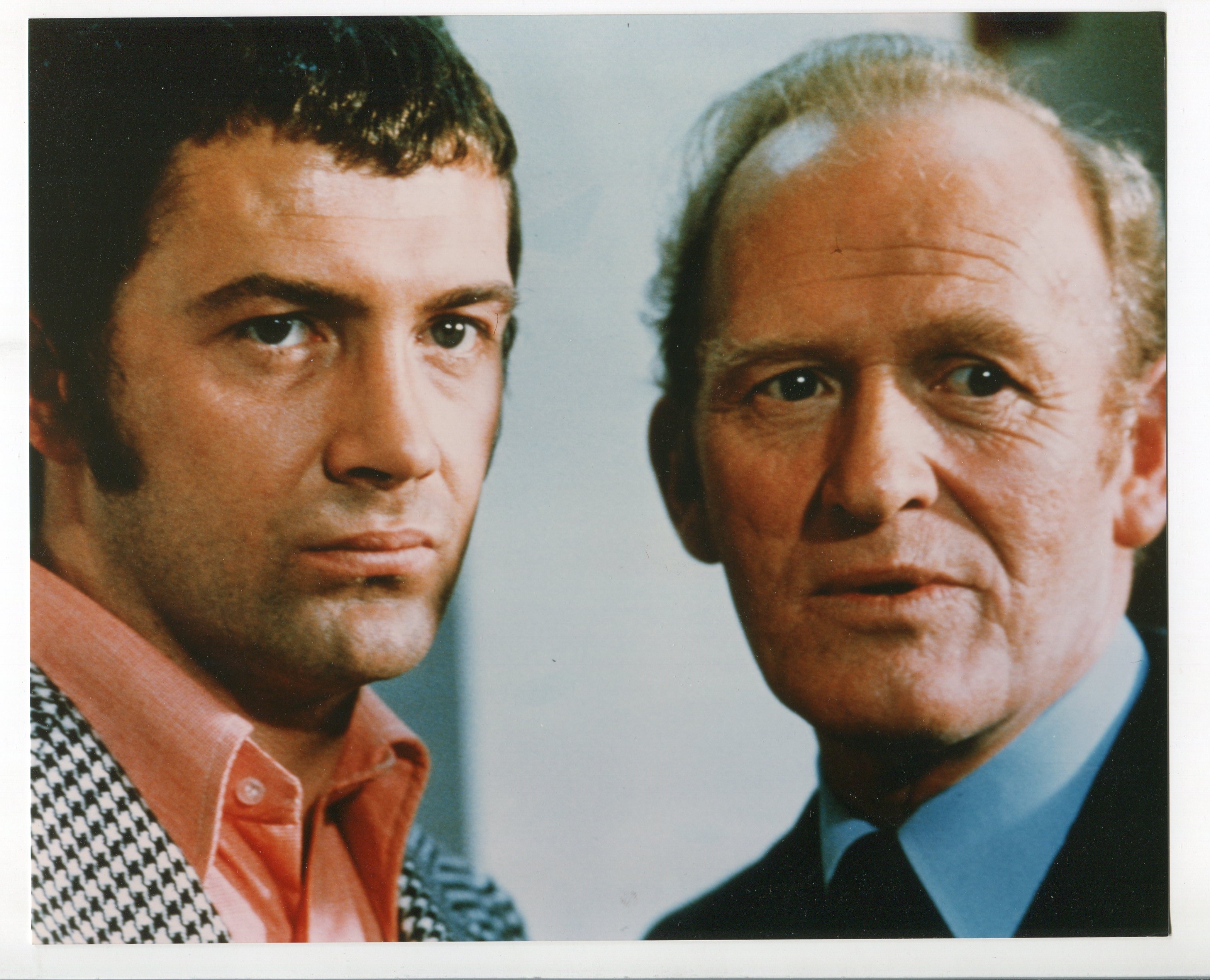 The Professionals Gordon Jackson Lewis Collins 8x10 Color Photo Tv Crime Nm Fine Softcover Paperback Dta Collectibles