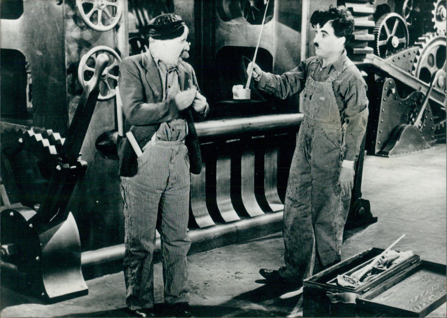 Charlie Chaplin Les Temps Modernes By Photographie Originale Original Photograph 1936 Photograph Photovintagefrance Charlie Chaplin Les Temps Modernes By Photographie Originale Original Photograph 1936 Photograph Photovintagefrance