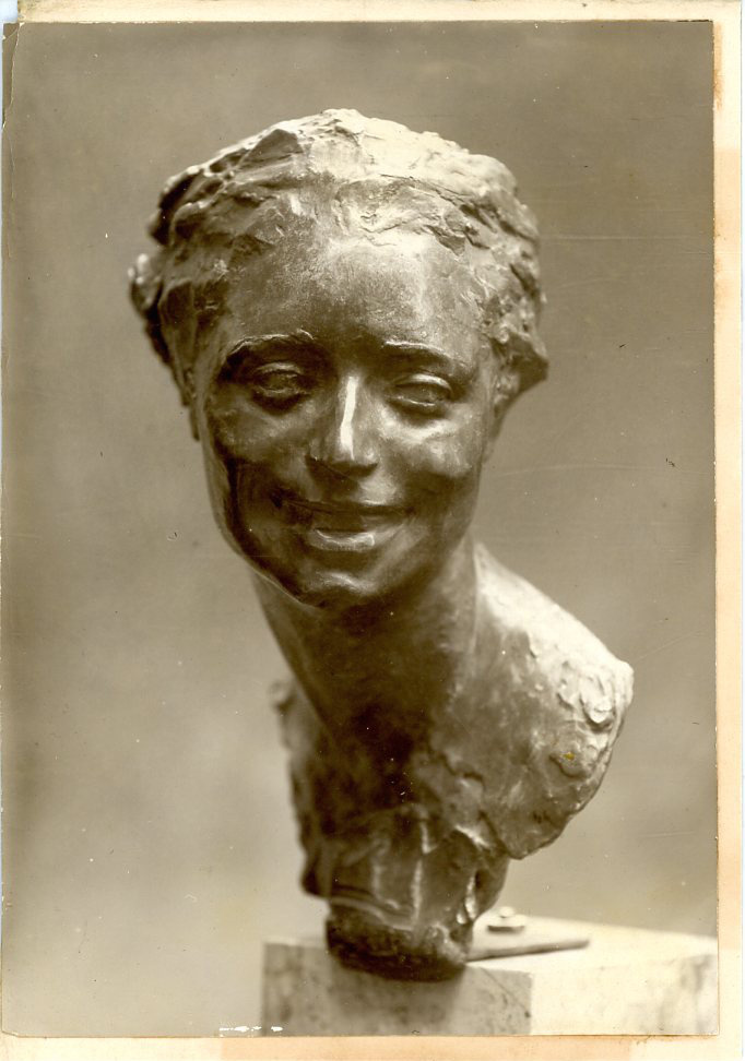 Sculpture bronze, Tête de femme by Photographie originale / Original  photograph: (1900) Photograph | photovintagefrance