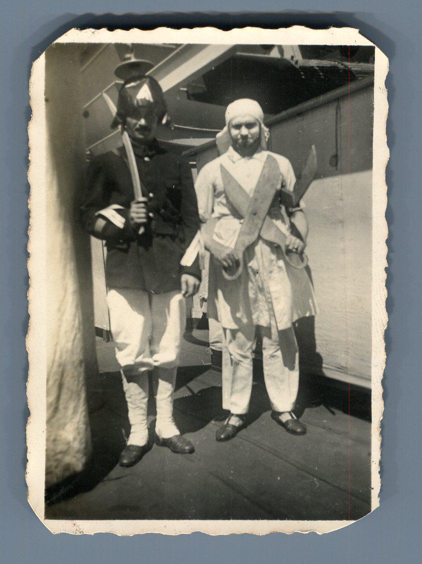 Marine Française, Croiseur Lamotte Picquet. Baptême de la Ligne plein