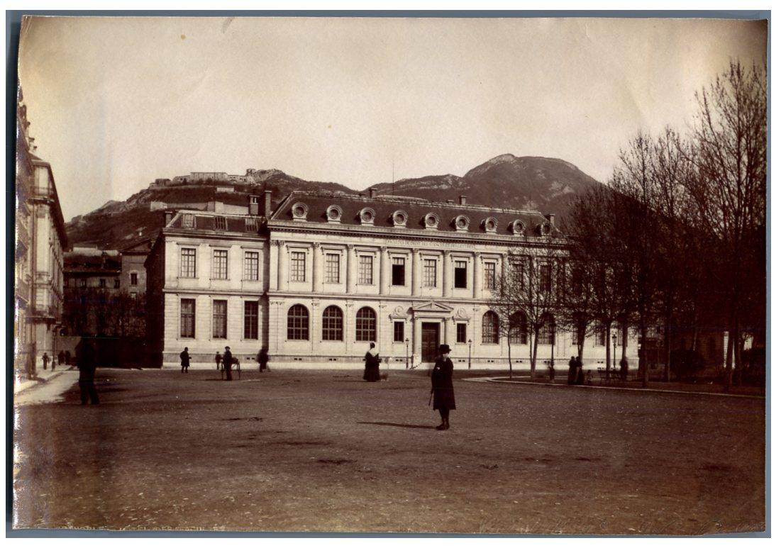 Ac grenoble lettres histoire