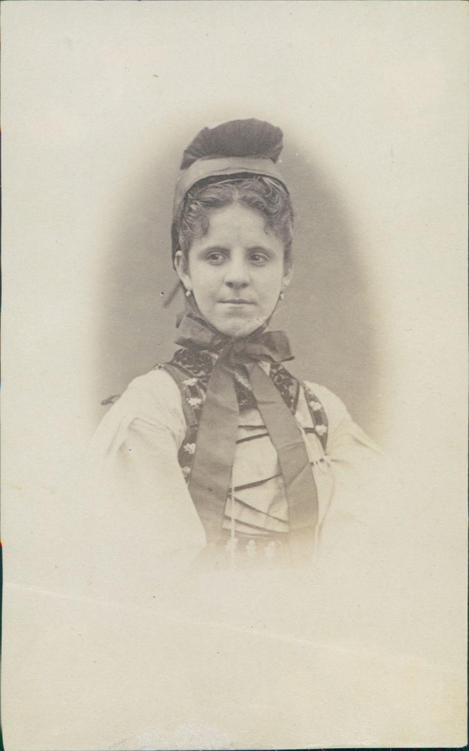 Suisse, Femme, Costume Traditionnel, Coiffure traditionnelle by