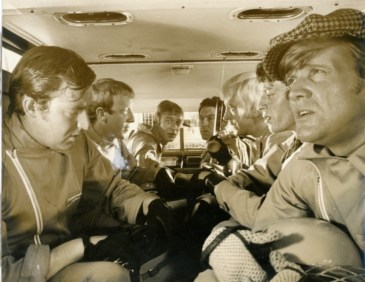 Cinéma, "The Italian Job", Michael Caine and Noel Coward by Photographie originale / Original 