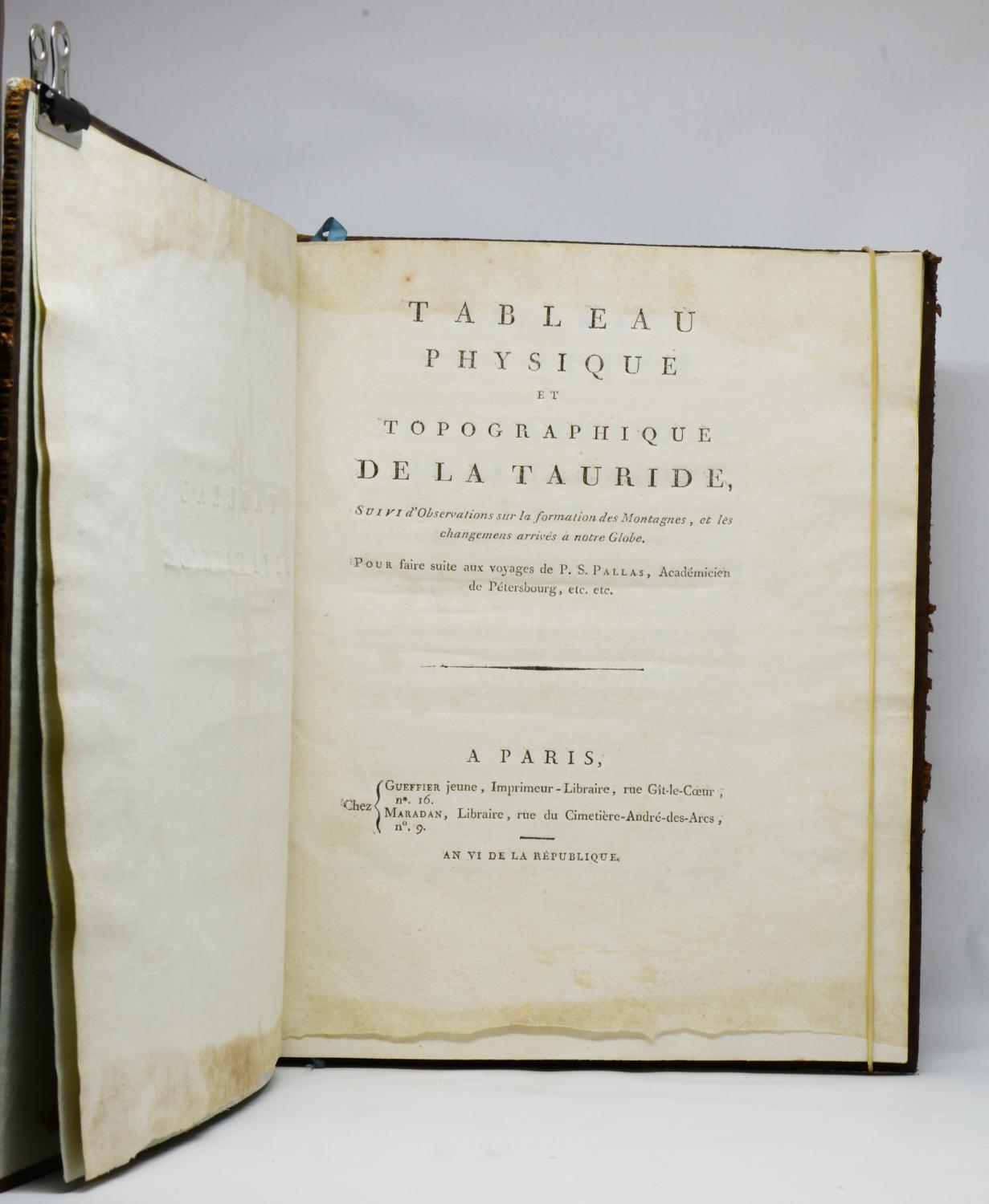 TABLEAU PHYSIQUE ET TOPOGRAPHIQUE DE LA TAURIDE [Crimée], suivi d'observations sur la formation des montagnes, et les changements arrivés à notre glo