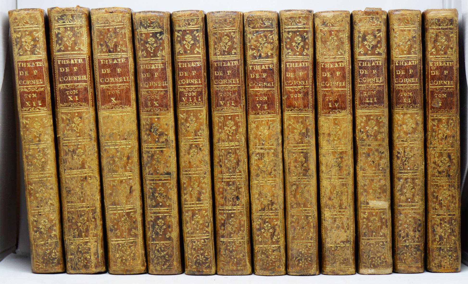 THÉATRE DE P. CORNEILLE avec des commentaires [par Voltaire], et autres morceaux intéressans (12 vol.) - CORNEILLE, Pierre / CORNEILLE, Thomas / VOLTAIRE (éd.) / GRAVELOT, Hubert-François (ill.) / PIERRE, Jean-Baptiste Maris (ill.)/ WATELET, Claude-Henri (grav.) et al.