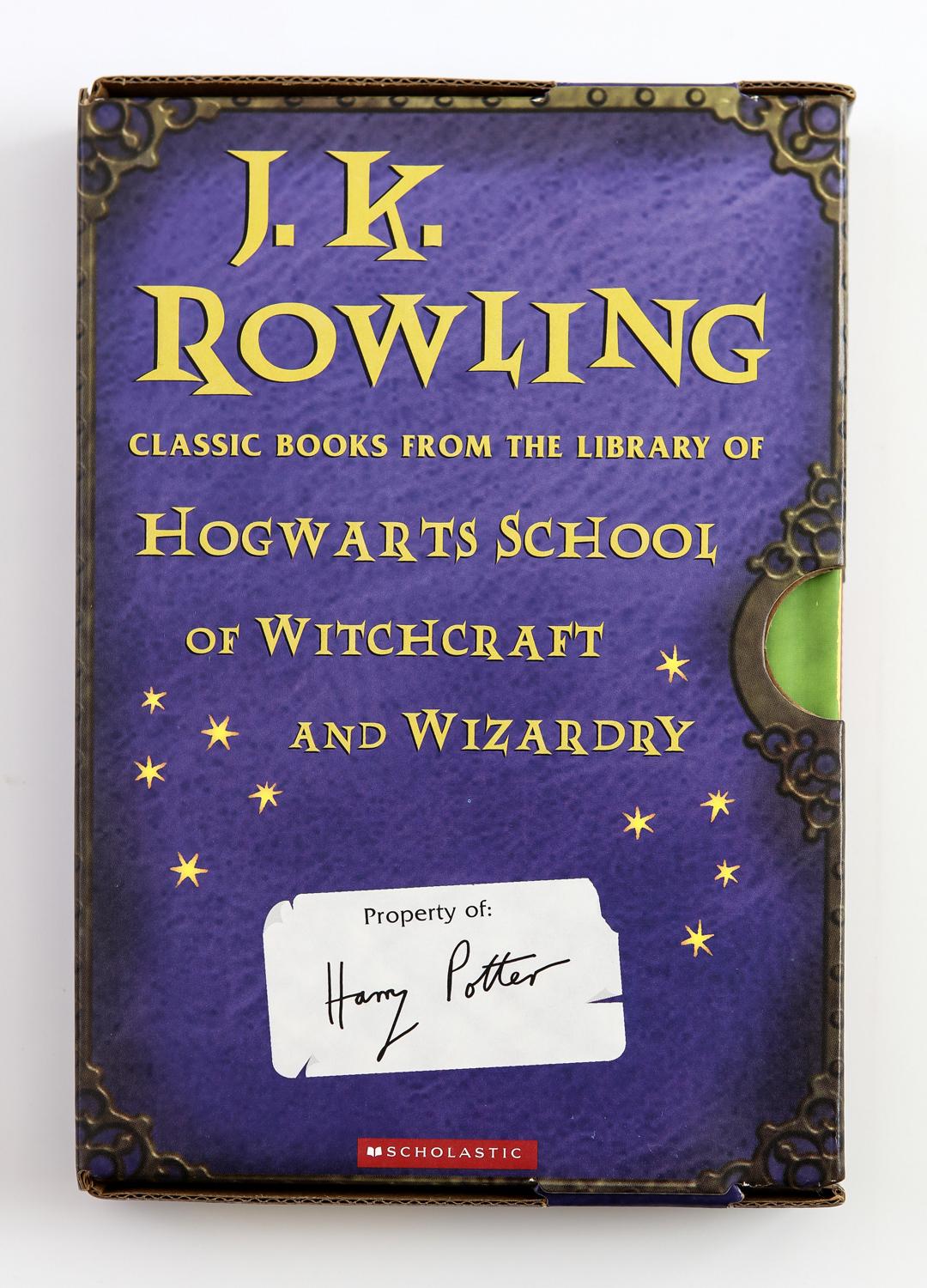 hogwarts library box set