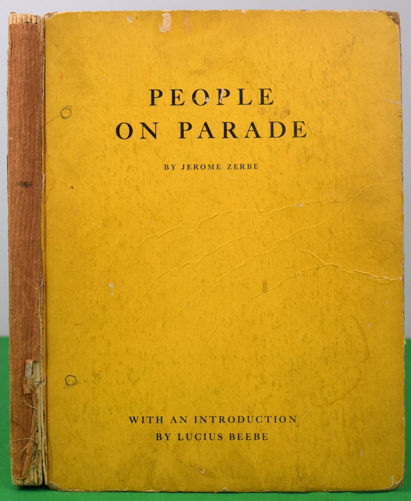 [Signé] People On Parade ZERBE, Jerome [Assez bon] [Couverture rigide]