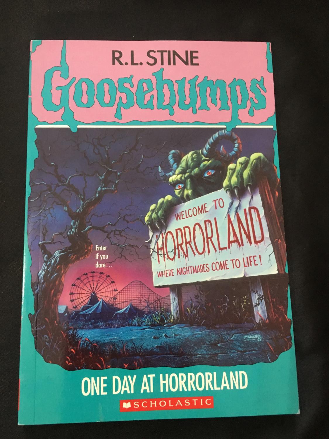 One Day at Horrorland (Goosebumps #16) de R. L. Stine: Very Good Soft cover  (1995) 1st Edition.