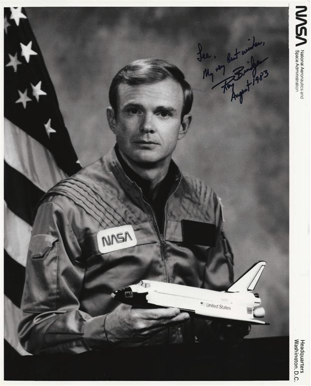 ケネディ宇宙センター Roy Bridgesサイン付き写真 購入