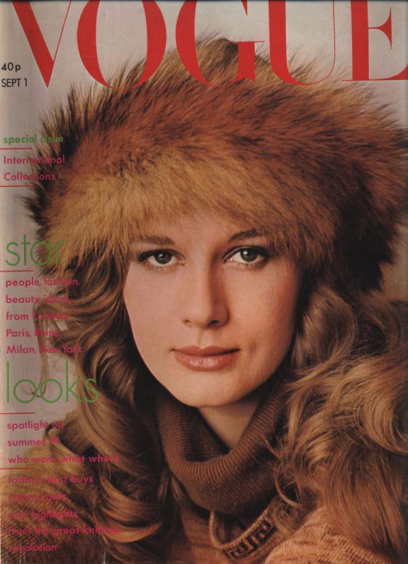 VOGUE, GB, 1. September 1974. special issue: International Collections. Star: people, fashion, beauty ideas from London, Paris, Rome, Milan, New York. Looks: spotlight on summer 74. who wore what to where. todays best buys, capes, coats, and highlights from the great knitting revolution.