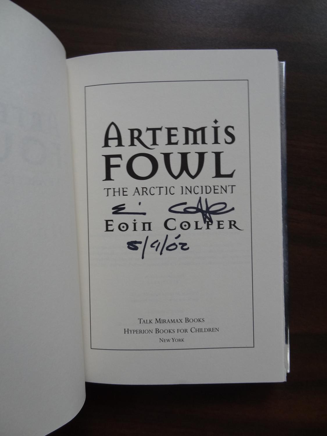 Artemis Fowl And The Arctic Incident - 1ªed.(2011) - Livro