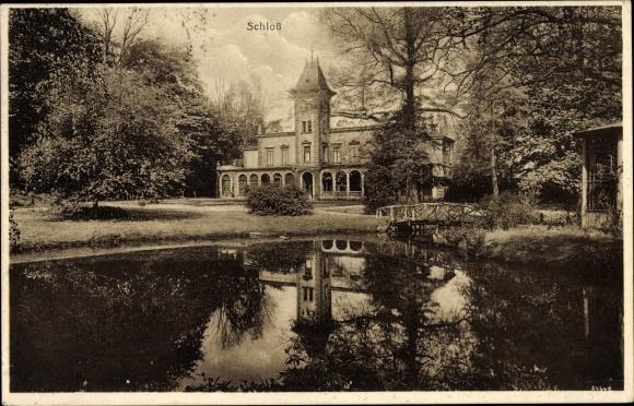 Ansichtskarte / Postkarte Kreischa im Erzgebirge, Schloss und