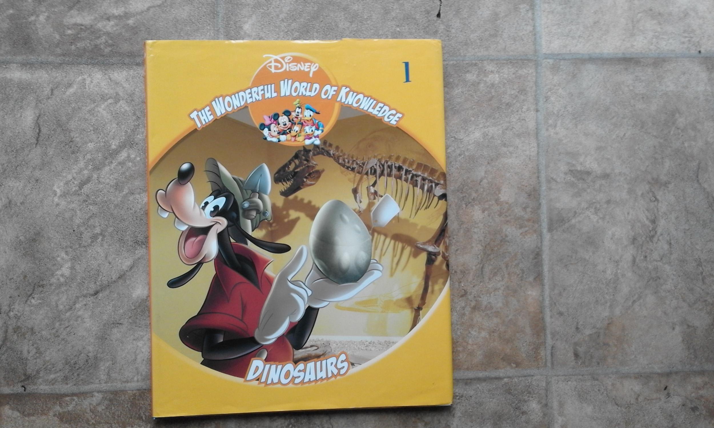 Wonderful　of　just　New　World　-Dinosaurs:　Knowledge　(2008)　Hardcover　books　Disney　The