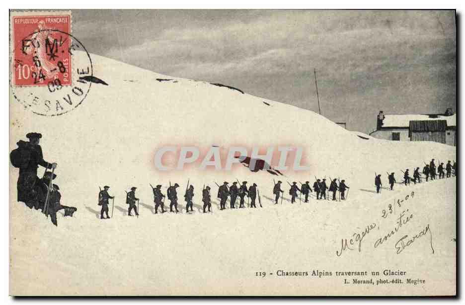 CPA Chasseurs-Alpins traversant un Glacier 
