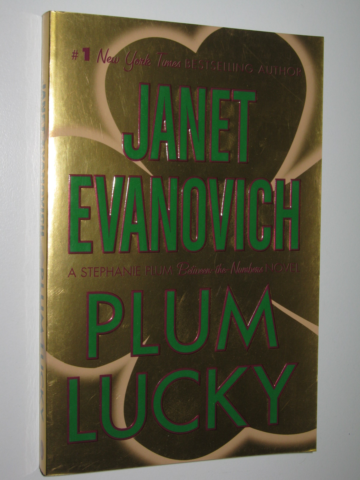 Plum Lucky - Stephanie Plum Series - Evanovich, Janet