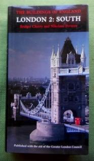 London 2: South. The Buildings of England. - Cherry, Bridget; Pevsner, Nikolaus