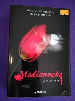 Medianoche - Claudia Gray