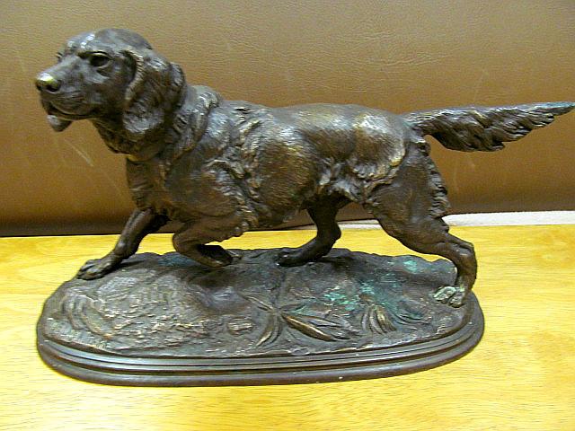 Hund - Chien. Bronze, signiert.
