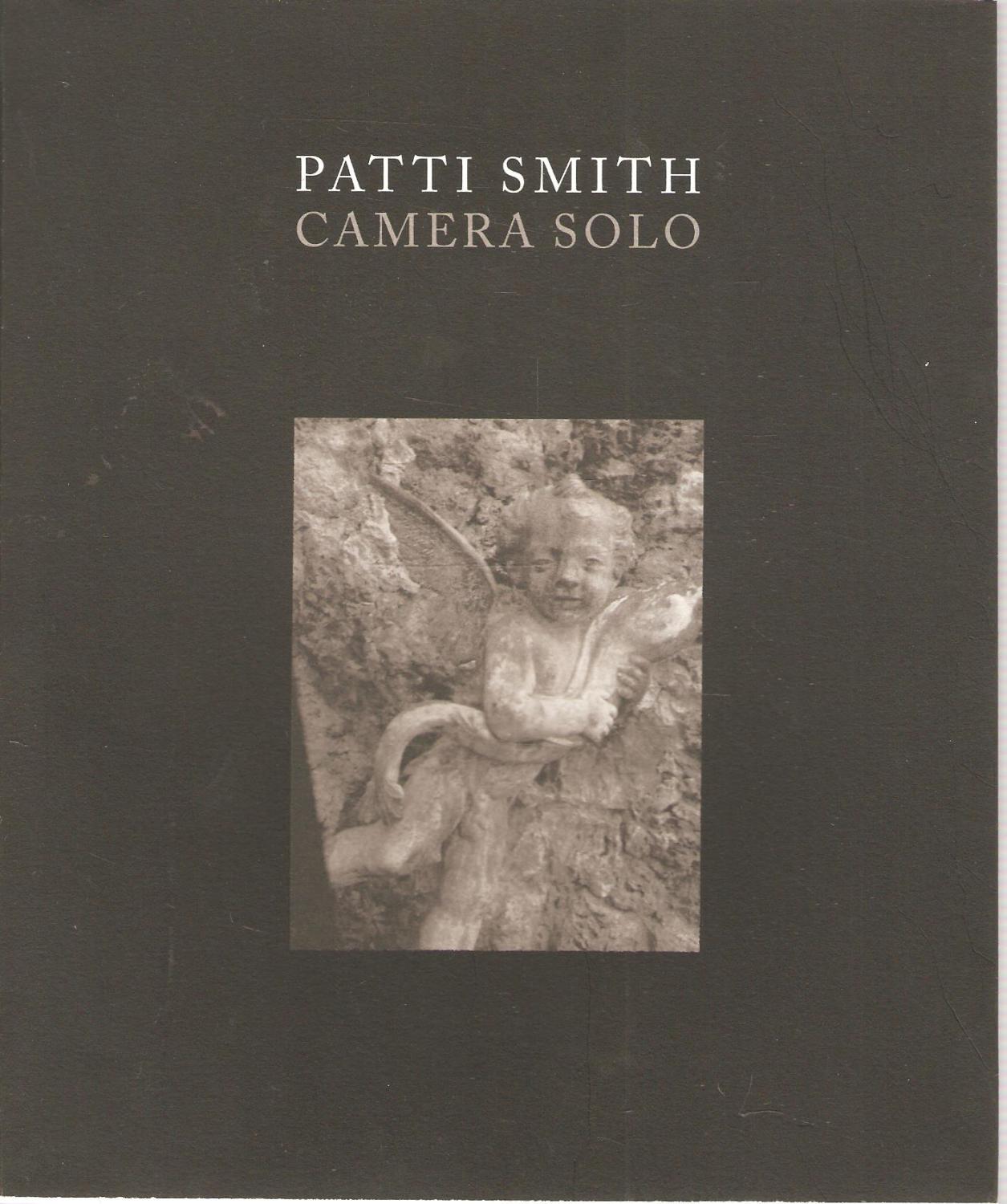 Camera Solo - Patti Smith
