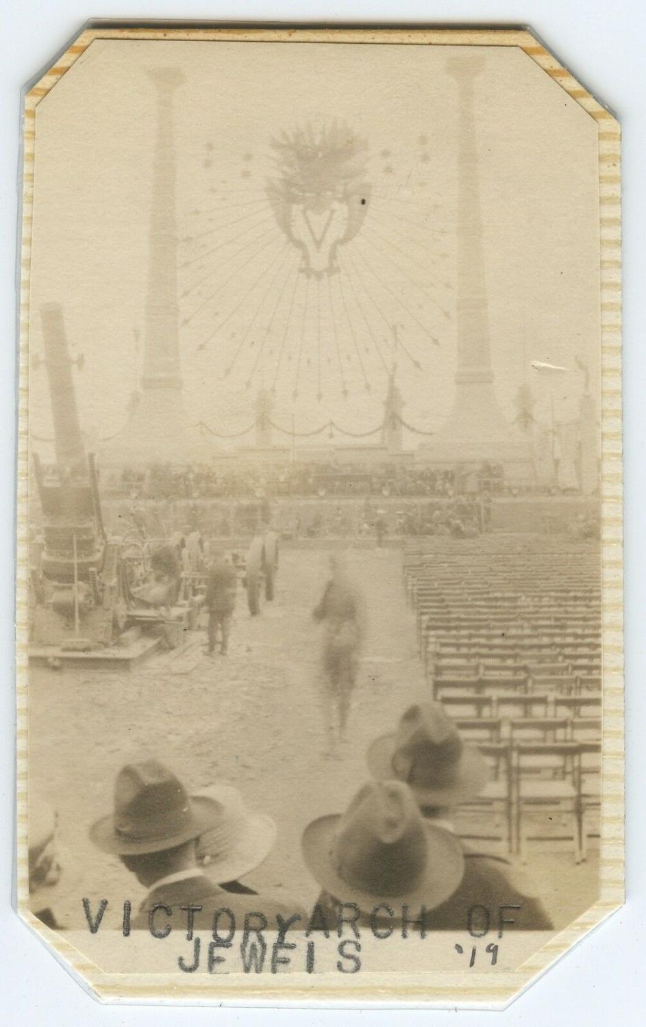 VINTAGE 1919 VICTORY ARCH OF JEWELS WW1 ERA PHOTOGRAPH CHICAGO ? CANON PHOTO [ ]