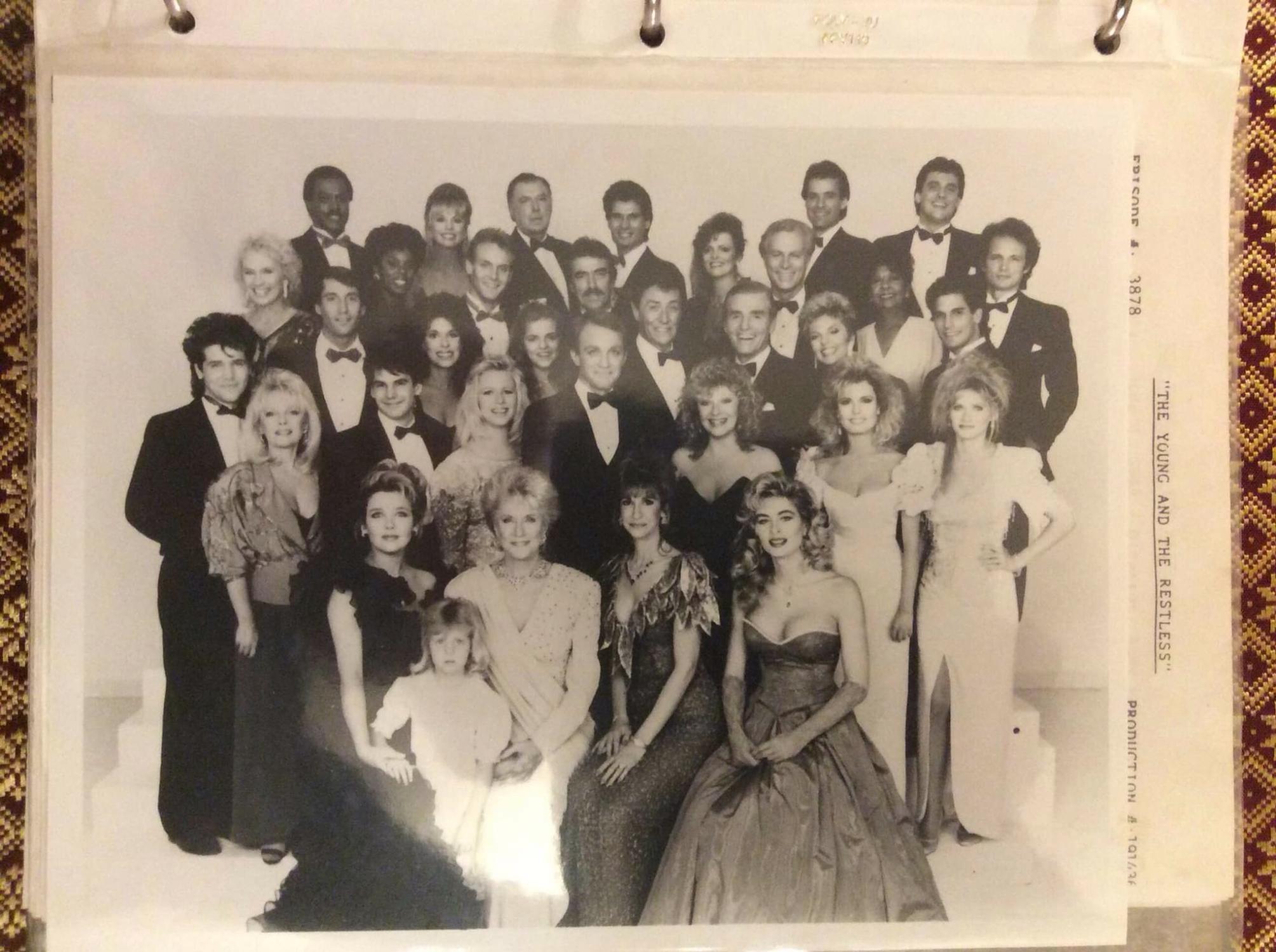 The Young The Restless Script 3878 19 Cast Photo Letter From Producer Nancy Wiard By William J Bell Lee Phillip Bell Nancy Wiard Very Good No Binding 19 Boojum And Snark Books